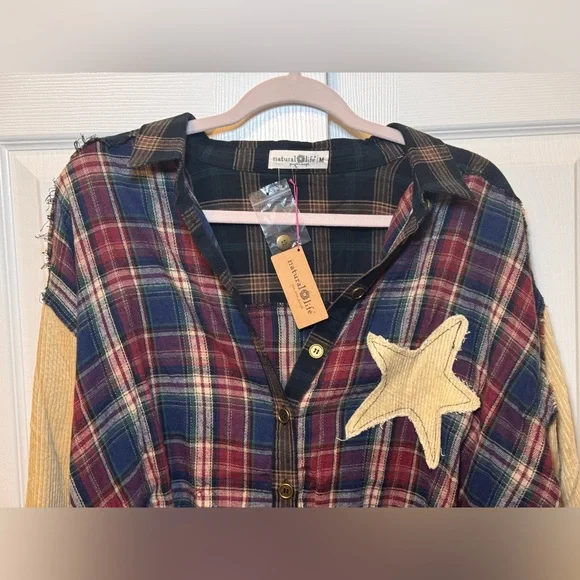NWT Natural Life Carter Appliqué Oversized Flannel Shirt , Cream Star - Picture 7 of 8